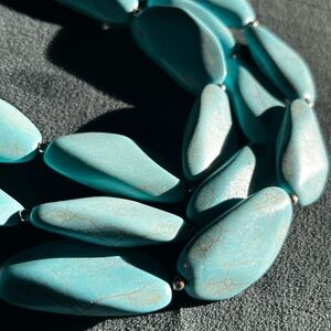 Zi collection. Chunky Turquoise necklace with earrings.